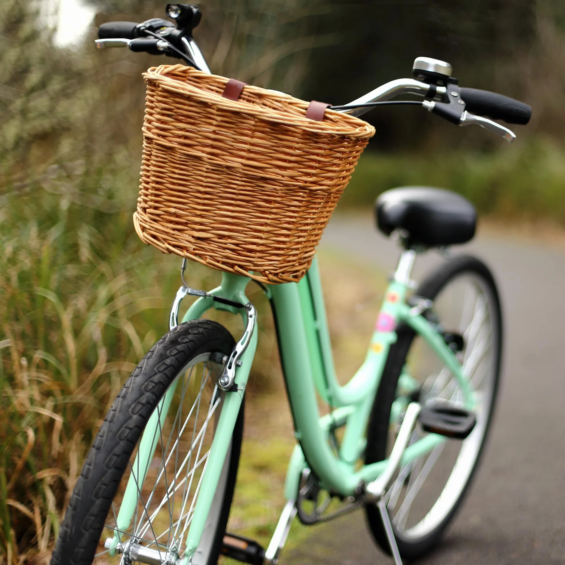 ProSource Wicker Bike Basket Front Cargo for Women and Men, Fits Most Bikes, Beach Cruiser, Stationary Bike, Ebike, Road Bike, Light Brown