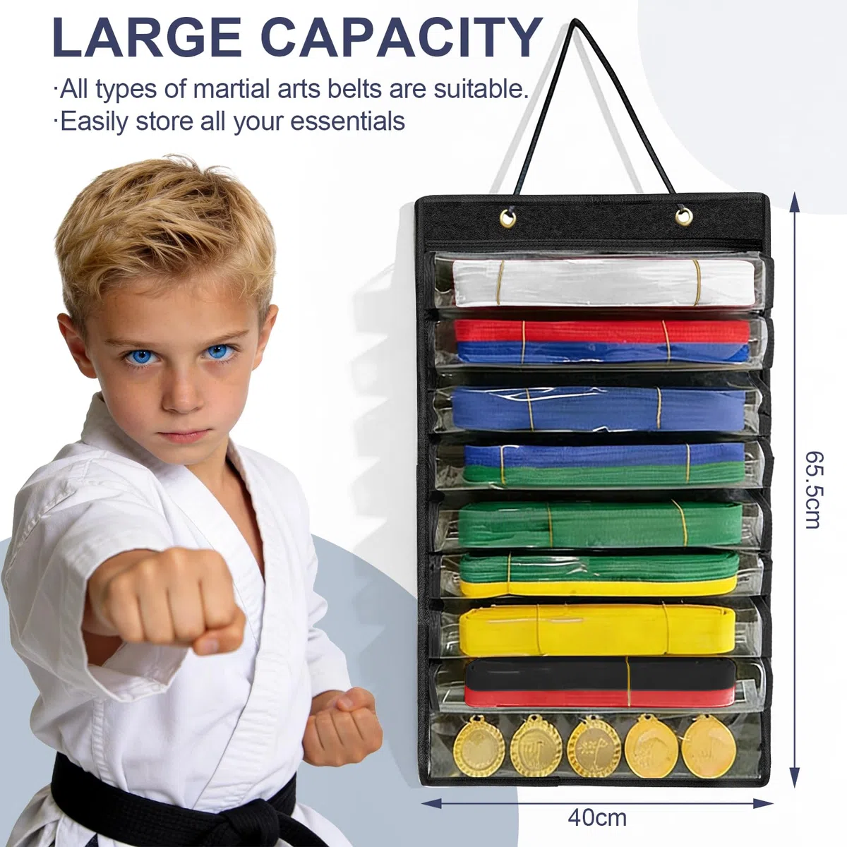 Organizador Cinturones de Taekwondo con 8 Bolsillos,Almacenamiento de Cinturones de Artes Marciales Colgante,Medallero de Boxeo Judo,Portabelt con Capacidad para Hasta 8 Cinturones y 5 Medallas(Negro)