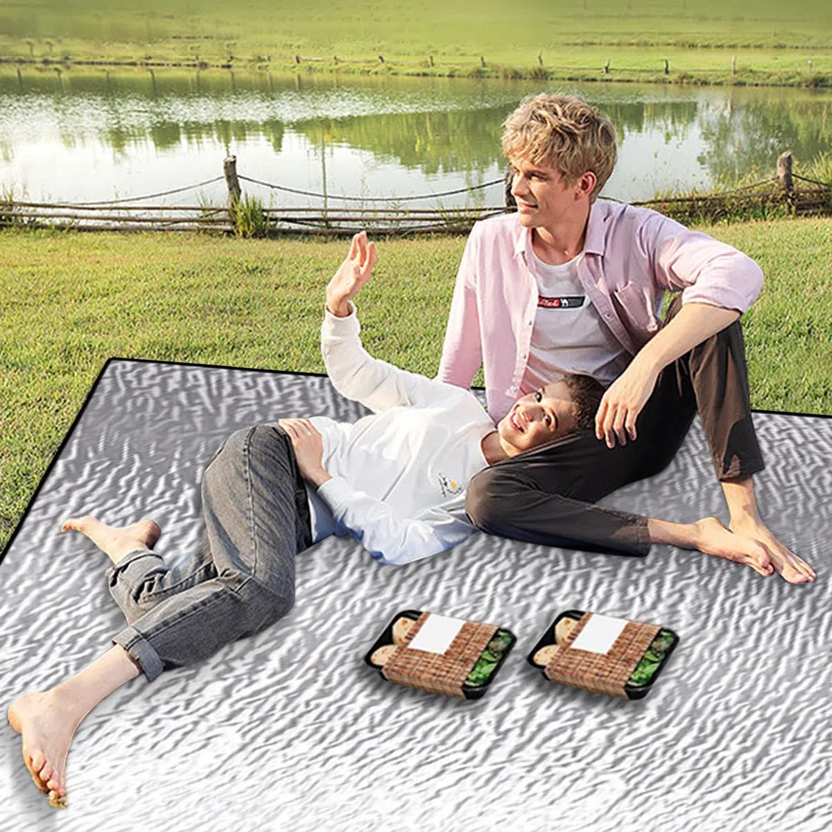 Manta de Aluminio Impermeable para Suelo, Tapete de Camping y Picnic al Aire Libre, Aislante Grueso con Cubierta