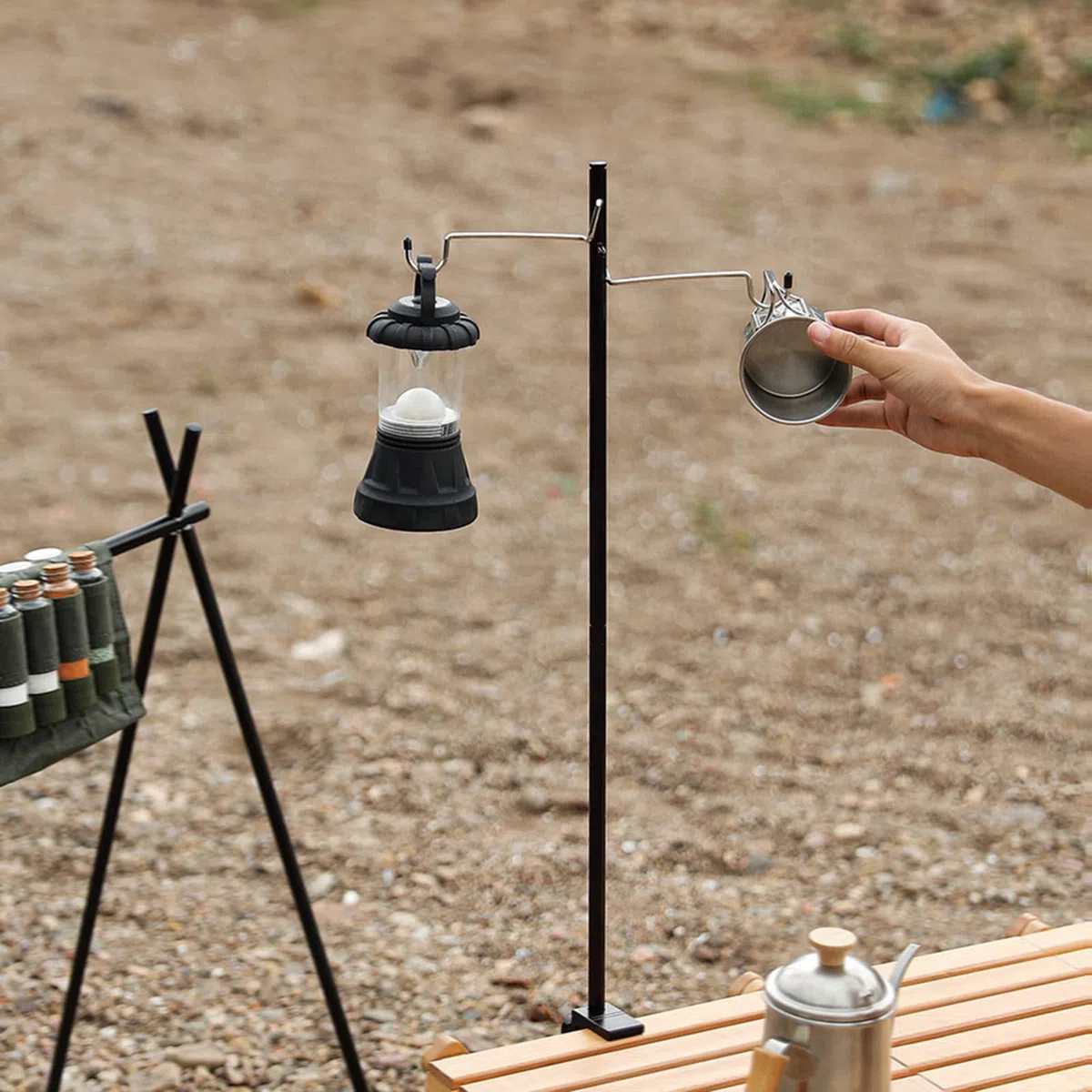 Joyeee Soporte plegable para farol de camping, accesorios de estaca, soporte de luz de camping, equipo de iluminación de picnic al aire libre, regalo para hombres y padre