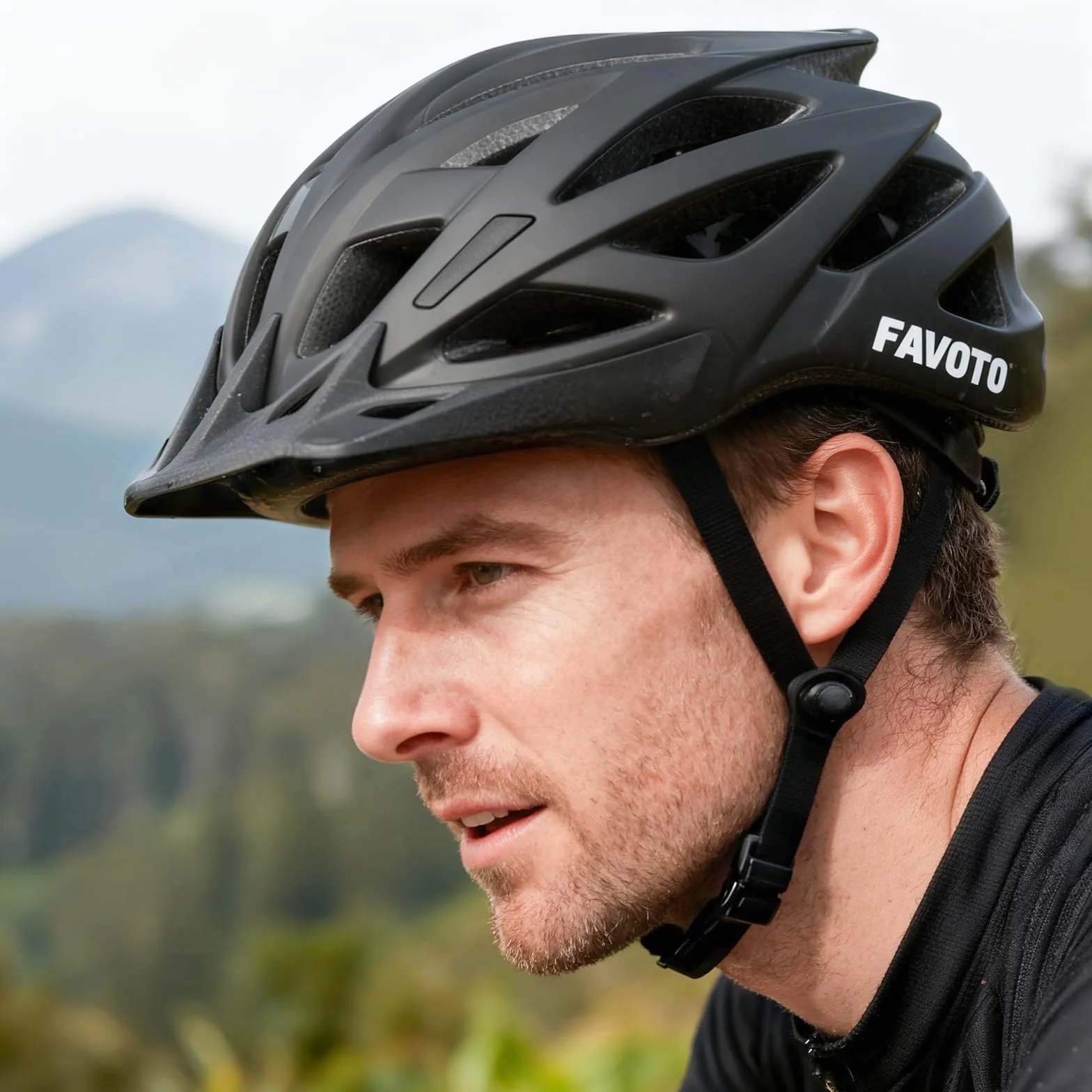 Favoto Casco de Bicicleta para Adultos Ligero – Casco de Ciclismo Transpirable para Hombre y Mujer, Carretera y MTB, Antigolpes, Talla Ajustable L 59-61 cm, Negro