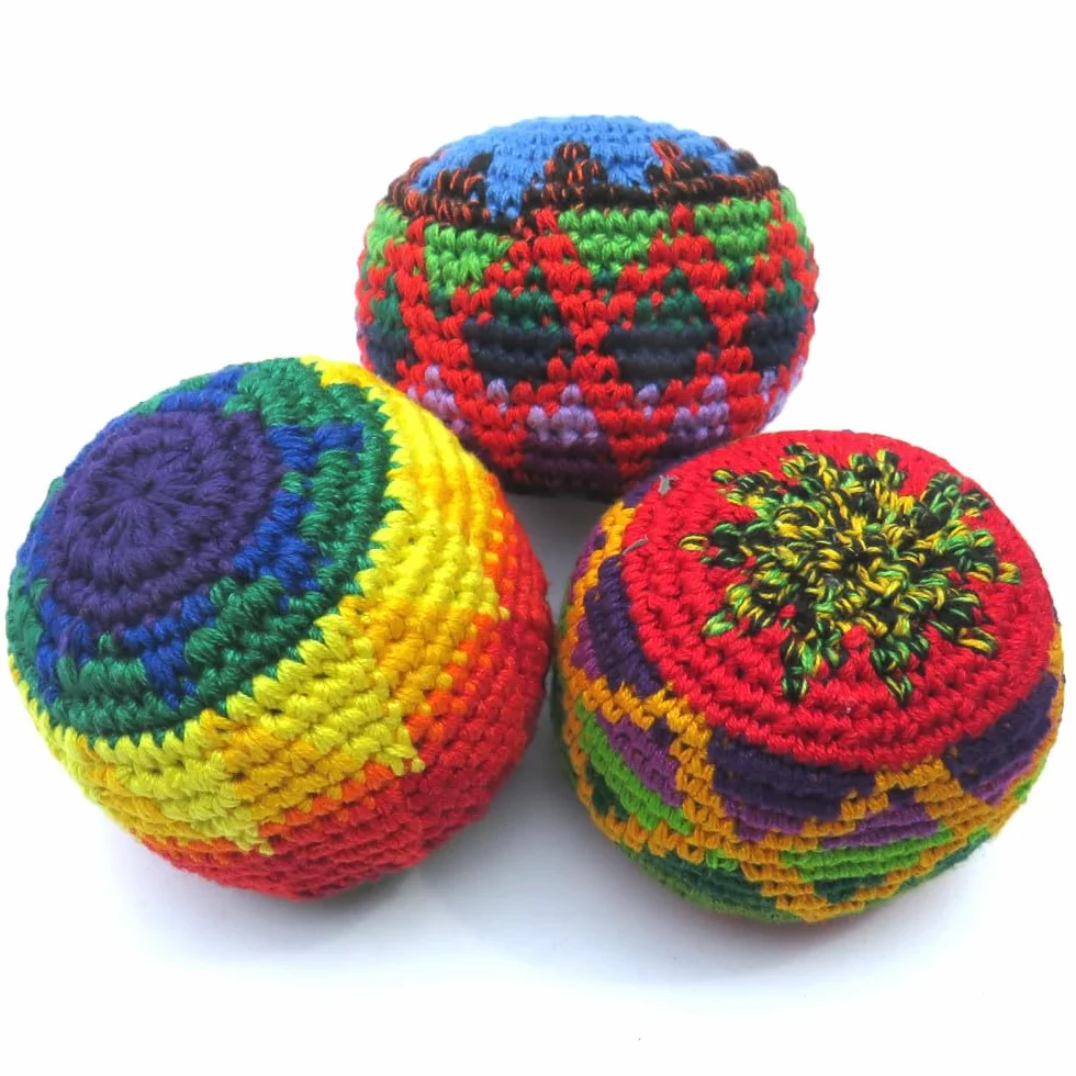 Siesta Footbag de Ganchillo – Bola de Malabarismo y Patada – Colores Surtidos (Juego de 3)