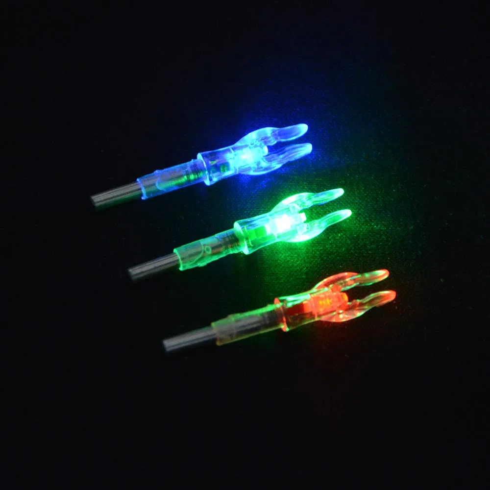 AMEYXGS 3 Pieza Tiro con Arco Iluminado Nocks de Flecha LED Nock Insertar Flecha de Cola para Eje de Flecha de 4.2 mm
