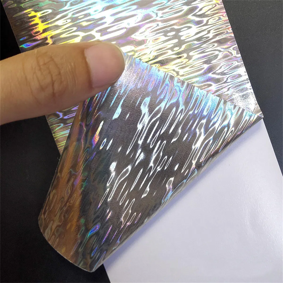 Calcomanías de pesca, 18 calcomanías reflectantes de escamas de peces, película adhesiva holográfica, cinta de señuelo intermitente, cebos duros, calcomanías para señuelos