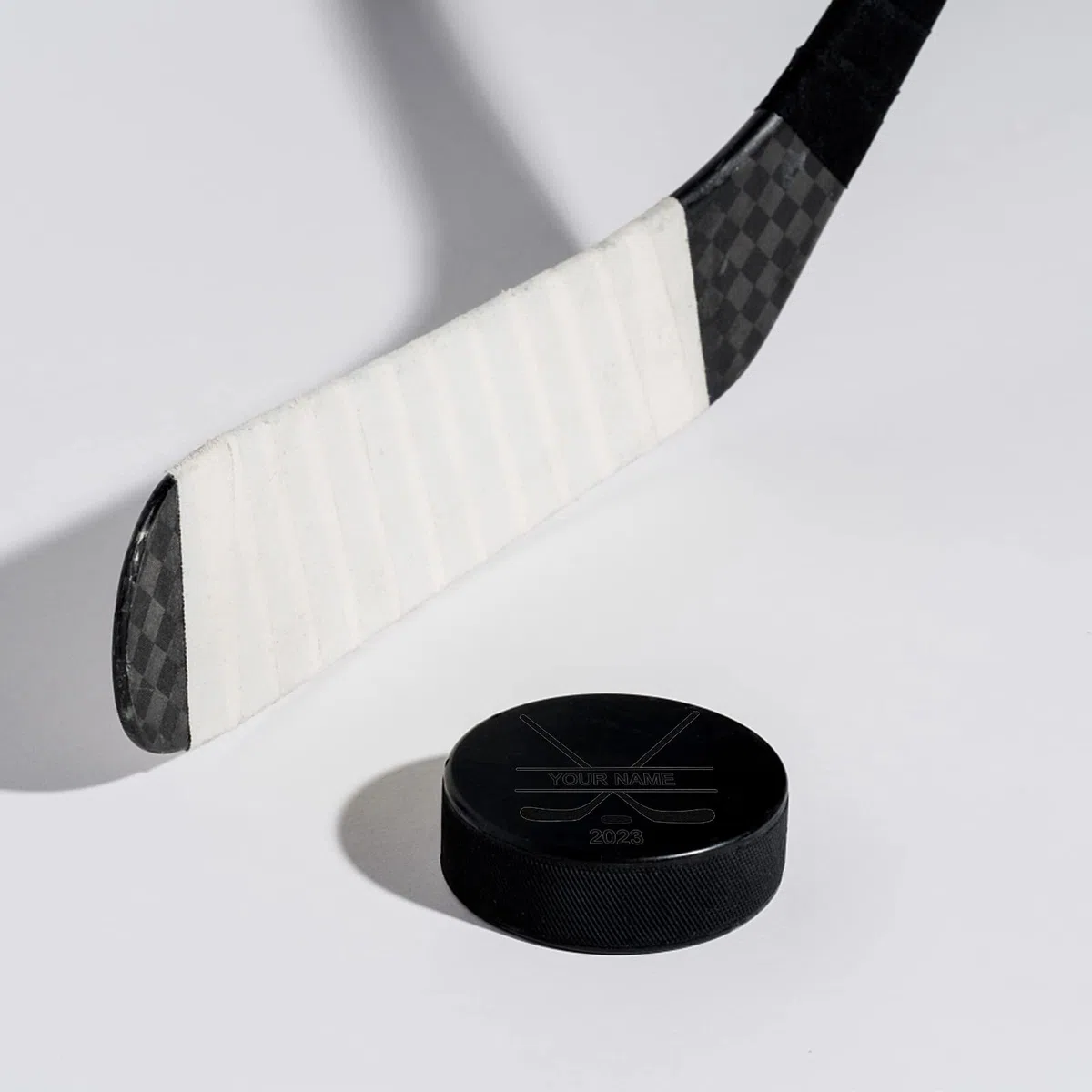 Disco de hockey personalizado con nombre grabado