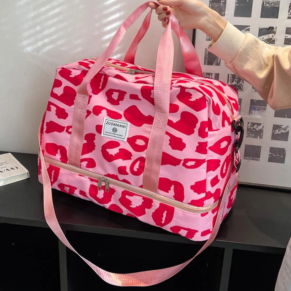 Bolsa de Gimnasio Mujer 42.43L, con Compartimento de Zapatos y Bolsillo Húmedo, Bolsa Weekend Mujer Duffel Bolso Deportivo, Bolsas Viaje Fin de Semana Equipaje de Mano, Rosa Blanco