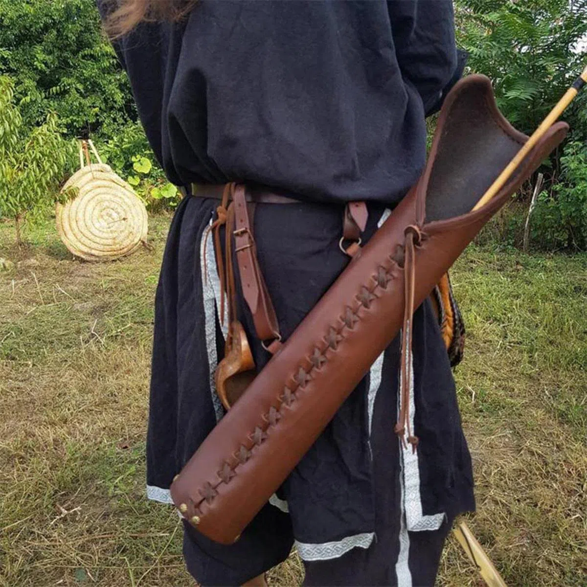 Cuero Medieval Vintage Arrow Quiver Bow Holder Cosplay Archer Hunter Larp Props Steampunk Recurve Bow Hunt Shoot Bag para Adultos, Estilo Medieval